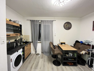 *INVESTOREN AUFGEPASST* – 2 ZI WOHNUNG IN ZENTRALER LAGE, 40225 Düsseldorf, Dachgeschosswohnung
