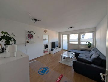 ***EINZIEHEN UND WOHLFÜHLEN – GUT GESCHNITTENE 2 ZIMMERWOHNUNG MIT BALKON***, 41460 Neuss, Etagenwohnung