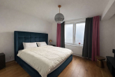 Schlafzimmer - ELEGANT RENOVIERTE 3-ZIMMER-WOHNUNG IN FLINGERN, FREI AB SOFORT