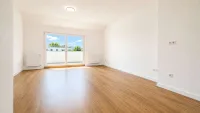 Wohnzimmer Balkonblick