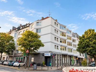 *LUKRATIVES WOHNUNGSPAKET* – 3 WOHNUNGEN IN FRIEDRICHSTADT, 40215 Düsseldorf, Etagenwohnung