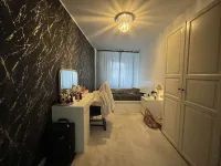 2. Schlafzimmer