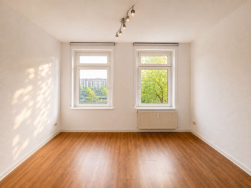 *LICHTDURCHFLUTETE 2 ZI WOHNUNG IM DÜSSELTAL*, 40239 Düsseldorf, Etagenwohnung