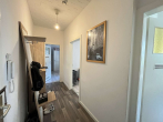 Flur - *2 ZI WOHNUNG MIT BALKON* – ZENTRAL IN DÜSSELDORF