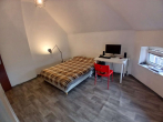 Schlafzimmer - Charmante 2-Zimmer-Wohnung im Altbau-Charme – ideale Kapitalanlage