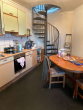 Küche - 4-Zimmer-Mietwohnung im Maisonette-Stil mit Balkon im zentraler Lage