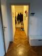 Flur - 4-Zimmer-Mietwohnung im Maisonette-Stil mit Balkon im zentraler Lage