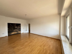 Wohnzimmer - *LEERE 3 ZI WOHNUNG MIT 2 BALKONEN* – IM SCHÖNEN DÜSSELTAL