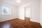 Wohnzimmer - -I| TOP-LAGE || Leerstehende 2-Zi-Whg || PEMPELVESTMENT |I-