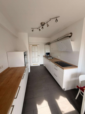 URBAN LIVING IN DÜSSELDORF-DÜSSELTAL: 3-ZIMMER MIT ZWEI BALKONEN, 40293 Düsseldorf, Etagenwohnung