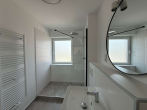 Badezimmer - *Modernisierte 4-Zimmer-Wohnung mit Balkon – Ihr neuer Erstbezug in Top-Lage!*