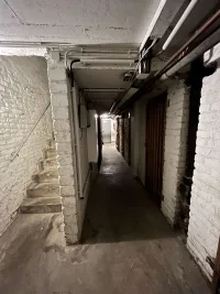 Keller