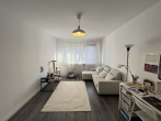Wohnzimmer - *SANIERTE 2 ZI WOHNUNG* – TOP ANBINDUNG IN HBF NÄHE