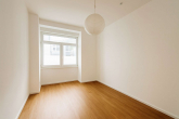 Schlafzimmer - *RENOVIERTE 2 ZIMMER WOHNUNG* IDEAL als KAPITALANLAGE