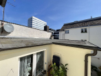 Flachdach hinten - *PRESTIGEOBJEKT AM CARLSPLATZ* – WGH MIT POTENZIAL