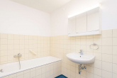 Badezimmer - -I| EINZUGSBEREIT || Tolle 3-Zi-Whg mit Balkon || DÜSSELTALER HEIM |I-
