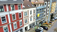 Hausansicht Drohnenbild - *TOP LAGE! – ALTBAUWOHNUNG IN UNTERBILK* – helle und geräumige 3 Zimmer Einheit