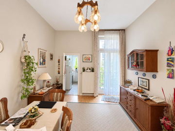 *SCHÖNE ALTBAU FASSADE* – 3 ZI INVESTMENT IN GOLZHEIM, 40476 Düsseldorf, Etagenwohnung