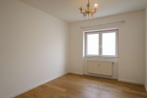 Schlafzimmer - Exklusive 3-Zimmer-Wohnung in bester Lage – sofort bezugsfrei