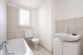 Badezimmer - -I| SCHLÜSSELFERTIG || Attraktive 2-Zi-Whg || PEMPELVESTMENT |I-