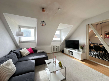 LEERSTEHENDE 3-ZIMMER-WOHNUNG MIT DACHBODEN IN BESTLAGE, 40477 Düsseldorf, Dachgeschosswohnung