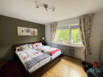 Schlafzimmer - SCHÖNE 3 ZIMMER EG WOHNUNG MIT GARTEN – IN ANGERMUND