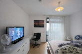 1. Schlafzimmer - *KLASSE INVESTMENT IN DER INNENSTADT* – 2 ZI WOHNUNG MIT BALKON