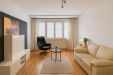 Wohnzimmer - -I| TOP-LAGE || Lichtdurchflutete 2-Zi-Whg || PEMPELFORTER HEIM |I-