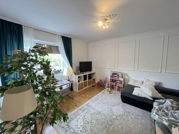 *HELLE 2 ZI WOHNUNG MIT BALKON & GARTEN* – IN ANGERMUND, 40489 Düsseldorf, Etagenwohnung