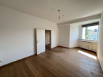 1. Schlafzimmmer - *ZUSAMMENLEGEN LOHNT SICH* – MÖGLICHE 5 ZIMMER MIT 3 BALKONEN