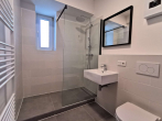 Badezimmer - GEMÜTLICHES ZUHAUSE IM SCHÖNEN UNTERRATH MIT BALKON