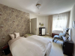 2. Schlafzimmer