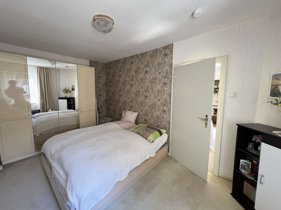 2. Schlafzimmer