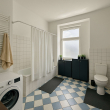 Badezimmer - Zentral gelegene 3-Zimmer-Wohnung mit Balkon
