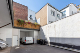 Garage im Innenhof - *MODERNE 2 ZI WOHNUNG MIT BALKON* – DÜSSELDORF STADTMITTE