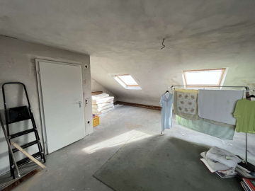 *LUKRATIVE AUSBAURESERVE IN BILK* – HIER STEIGERN SIE DEN WERT, 40217 Düsseldorf, Dachgeschosswohnung
